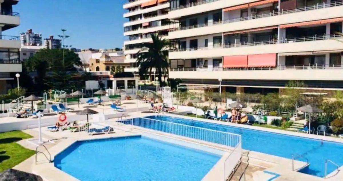 Modern Apartment In La Nogalera Torremolinos Exterior photo