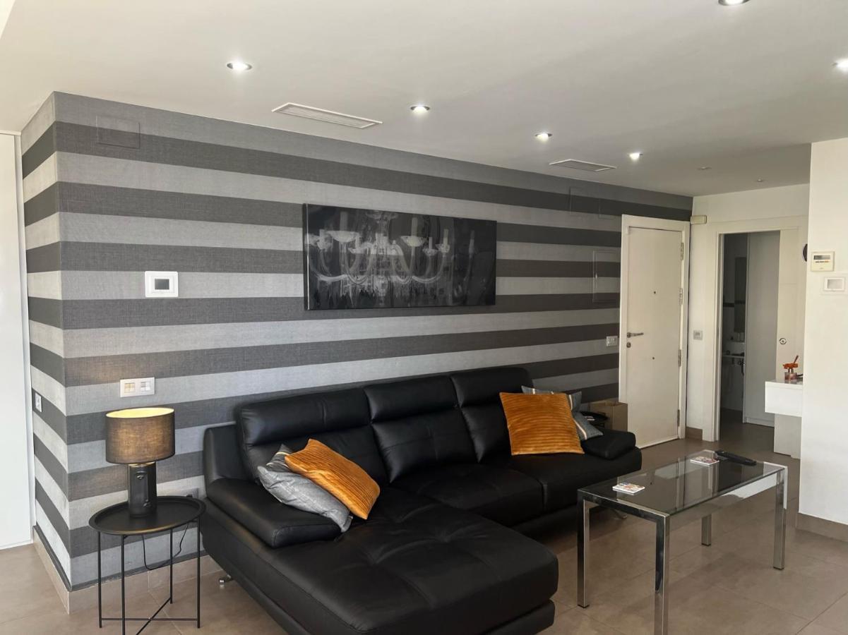 Modern Apartment In La Nogalera Torremolinos Exterior photo