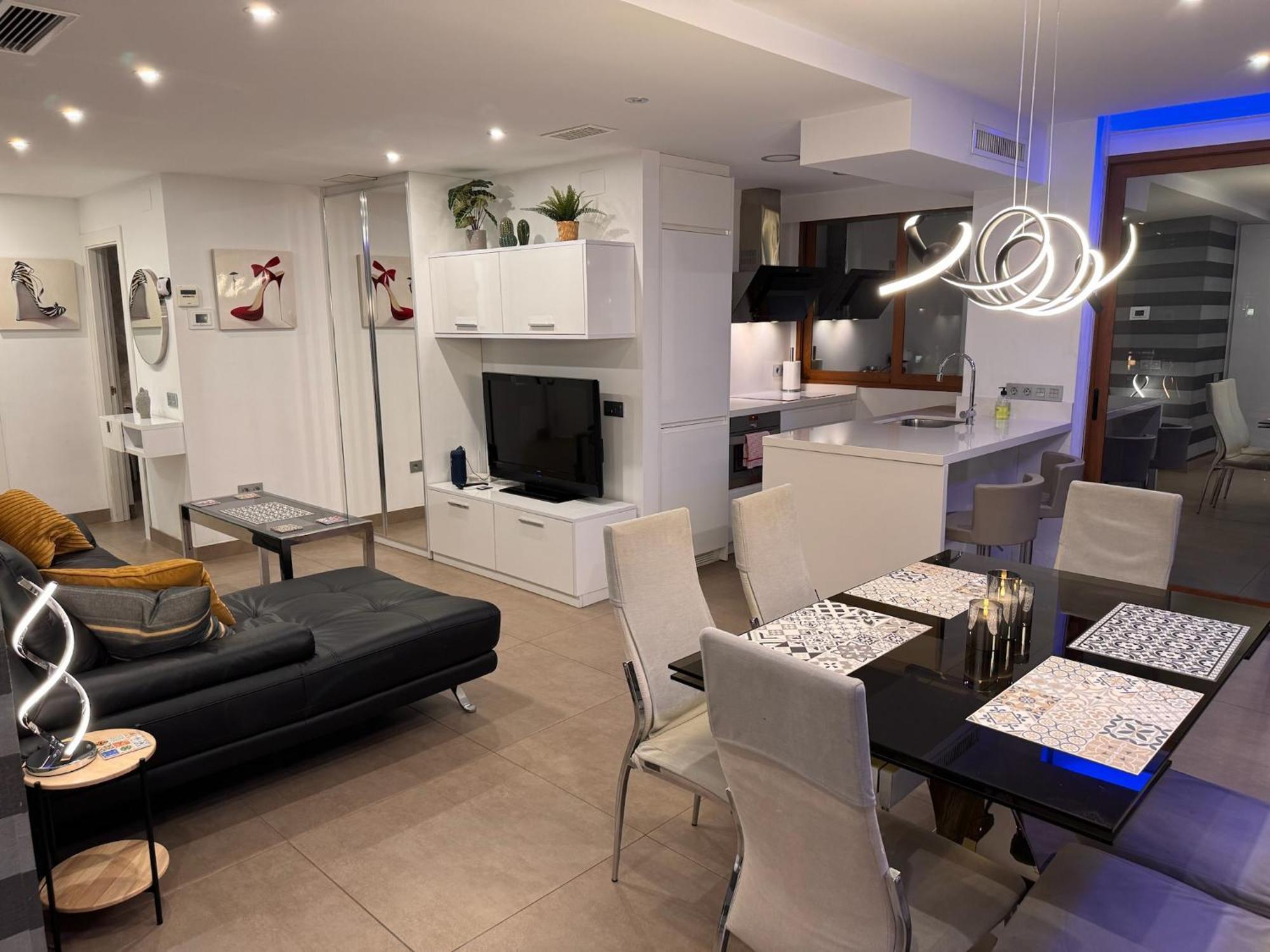 Modern Apartment In La Nogalera Torremolinos Exterior photo