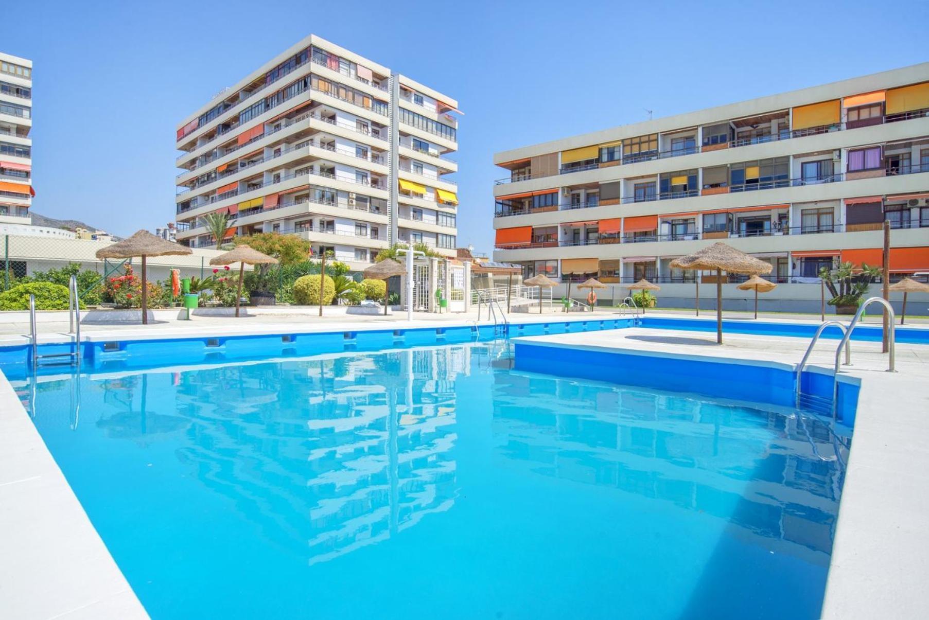 Modern Apartment In La Nogalera Torremolinos Exterior photo